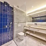 Jasmine Hotel *